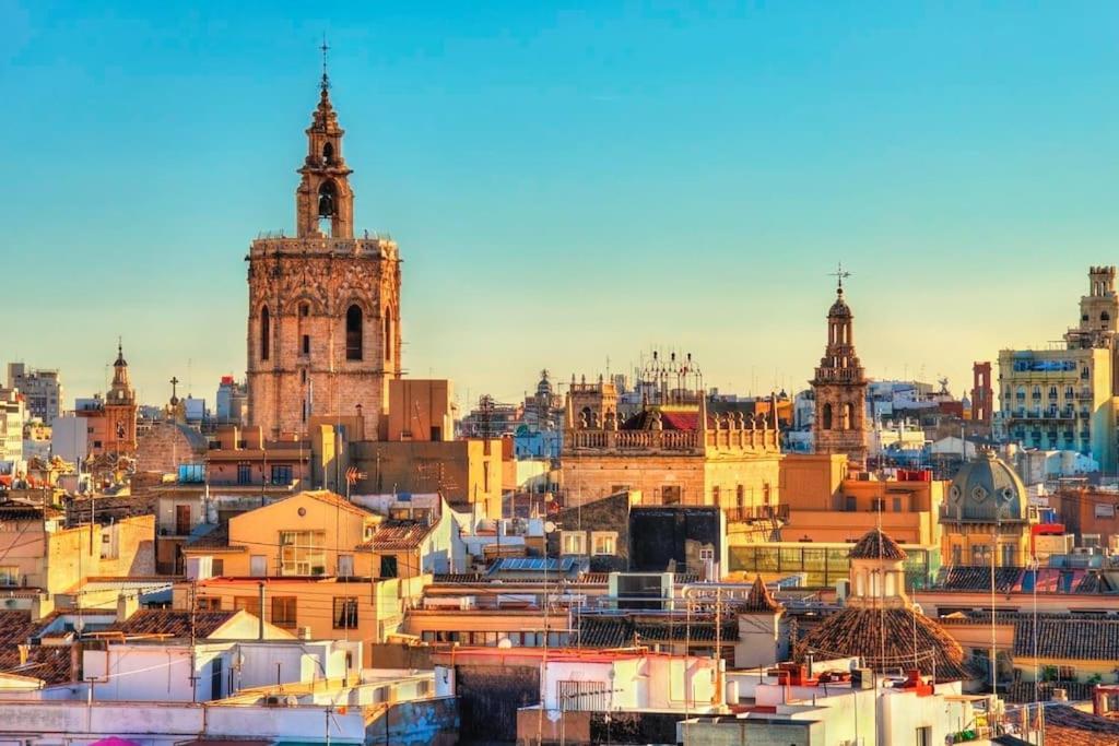 Valencia Las Artes Y Ciencias + Garaje + Netflix 外观 照片
