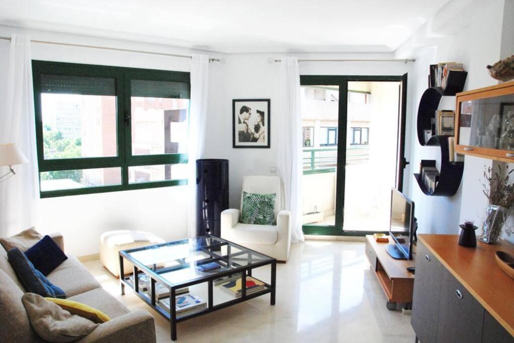 Valencia Las Artes Y Ciencias + Garaje + Netflix 外观 照片